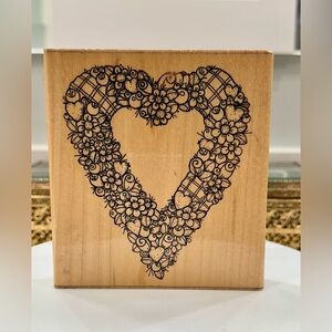 Heart Frame Flowers/Plaid Detailed Wood/Rubber Stamp - DOTS - EUC